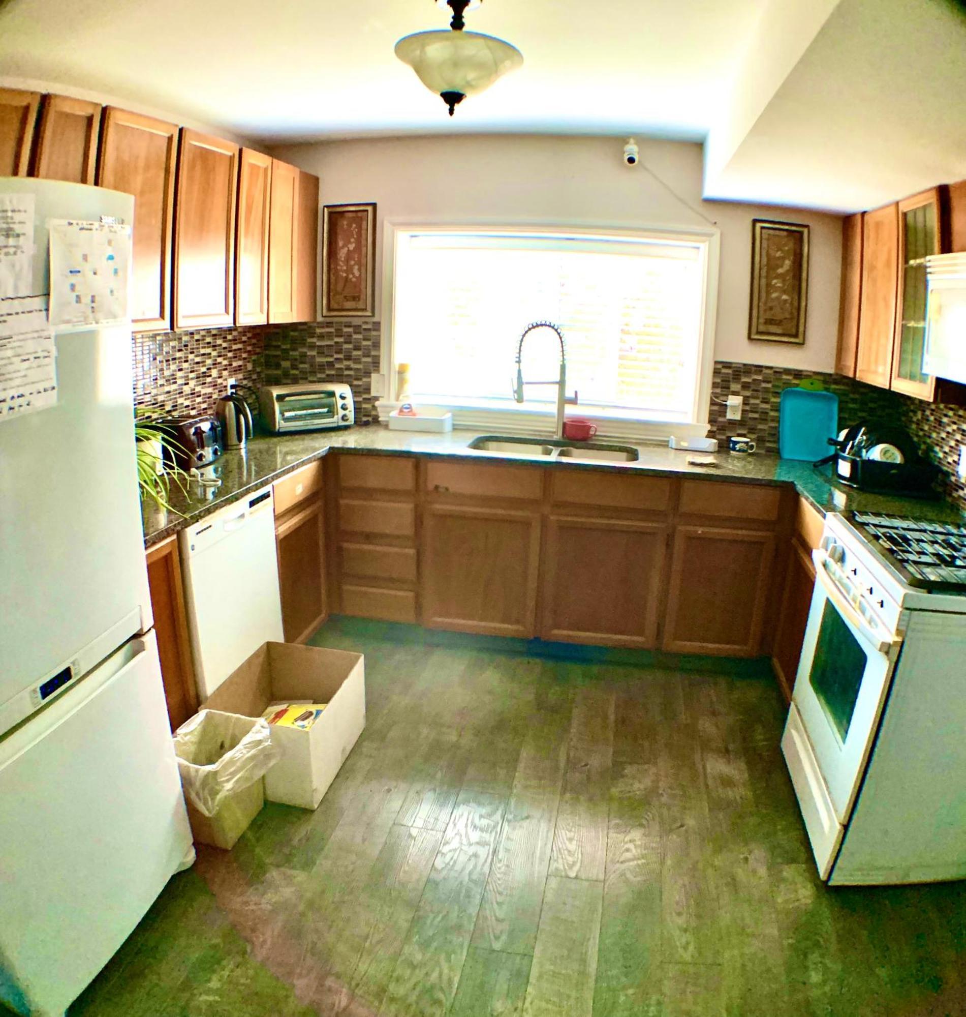 Good Location Apartment Surrey Exterior photo
